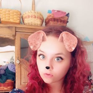 Meet your Posher, Lena